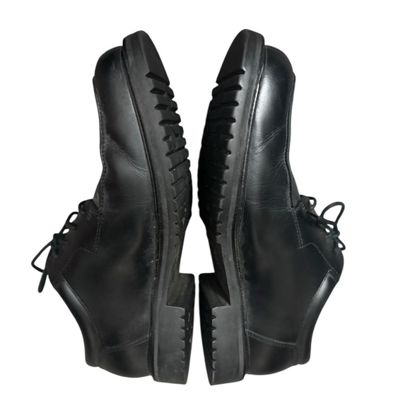 Cole Haan Country Men’s Black Leather Oxford Shoe Size 11 main image 5